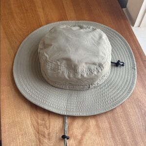 Eastern Mountain Sports EMS packable quick dry sun hat